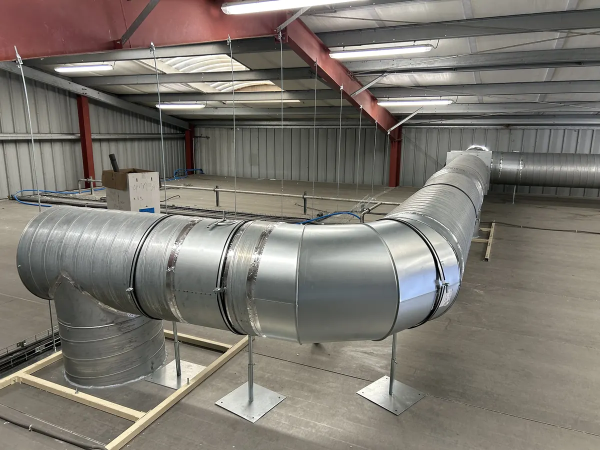 Installation de salle propre et ventilation industrielle par ERRM